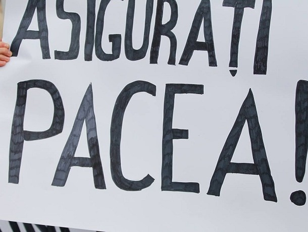 «Спокойствие и мир!»: в Кишиневе состоялся протест против военной риторики государства
