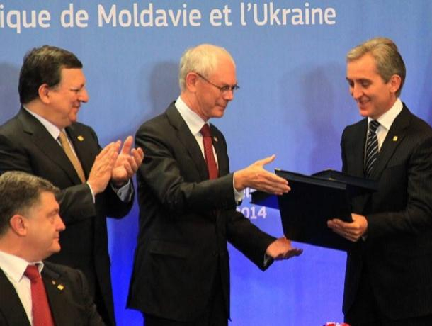 27 июня 2014 - Республика Молдова «ассоциируется с ЕС»