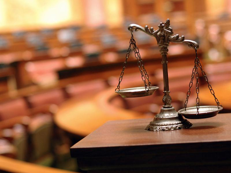 Более 500 молдавских адвокатов остались без лицензий
