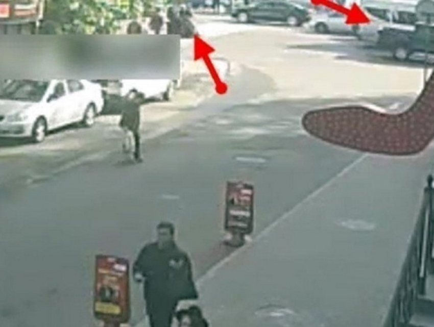 Водитель маршрутки, сбивший пешехода на «зебре» в центре столицы, попал на видео