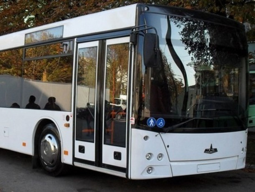 Чебан: новые автобусы могли быть в Кишиневе еще в июне 2020-го года