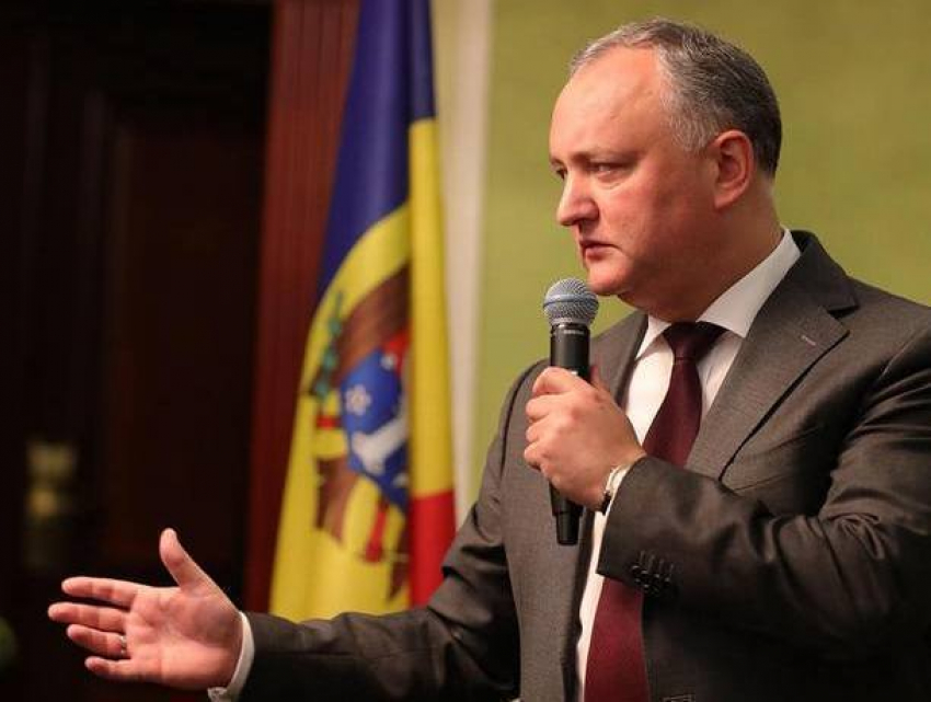 Благородную отставку предложил Филипу Игорь Додон после его заявления о готовности отдать страну иностранцам 