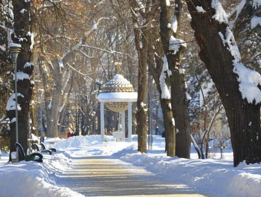 Сначала замело, теперь приморозит: погода в Молдове на среду 