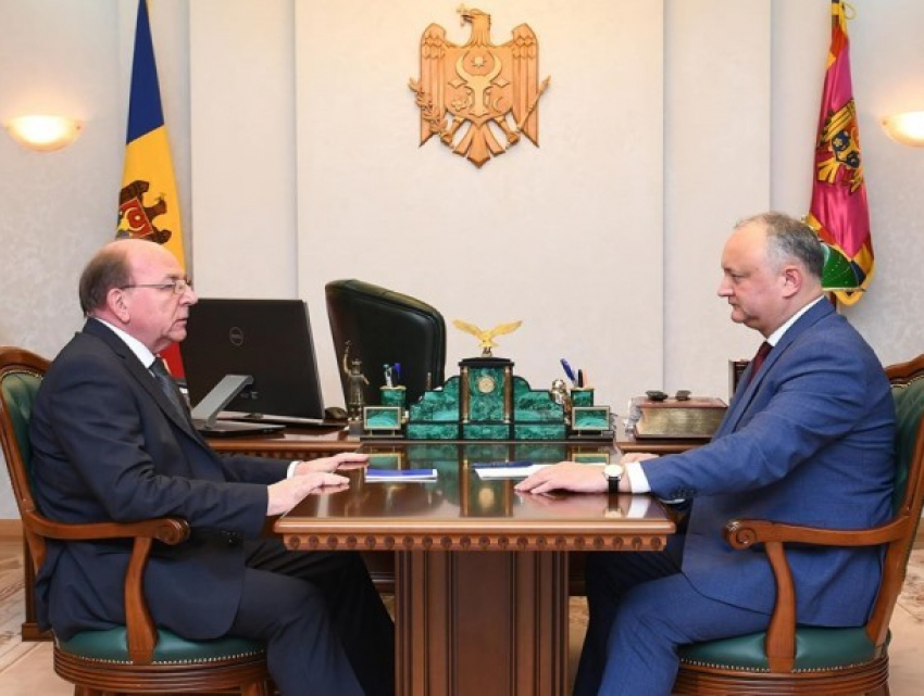 Президент Молдовы встретился с послом России