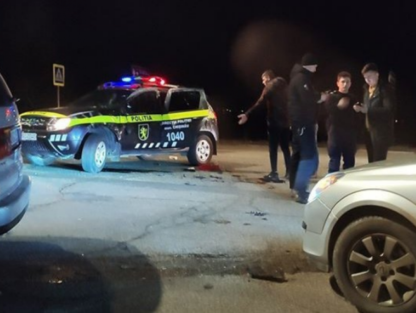 В Кишиневе случилось ДТП с участием полицейских
