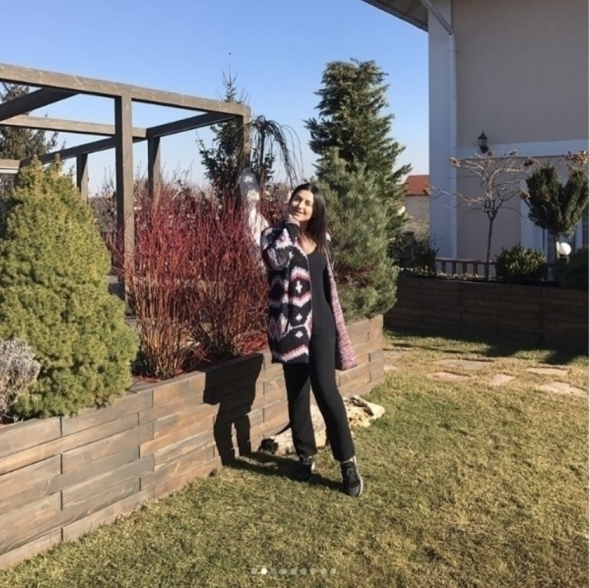 Жасмин приехала в Кишинев встретить весну и попозировать для мужа 