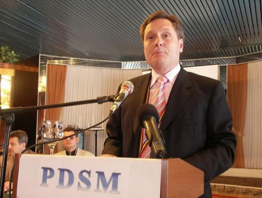 21 декабря 1999 - Лучинский назначает Дмитрия Брагиша премьером