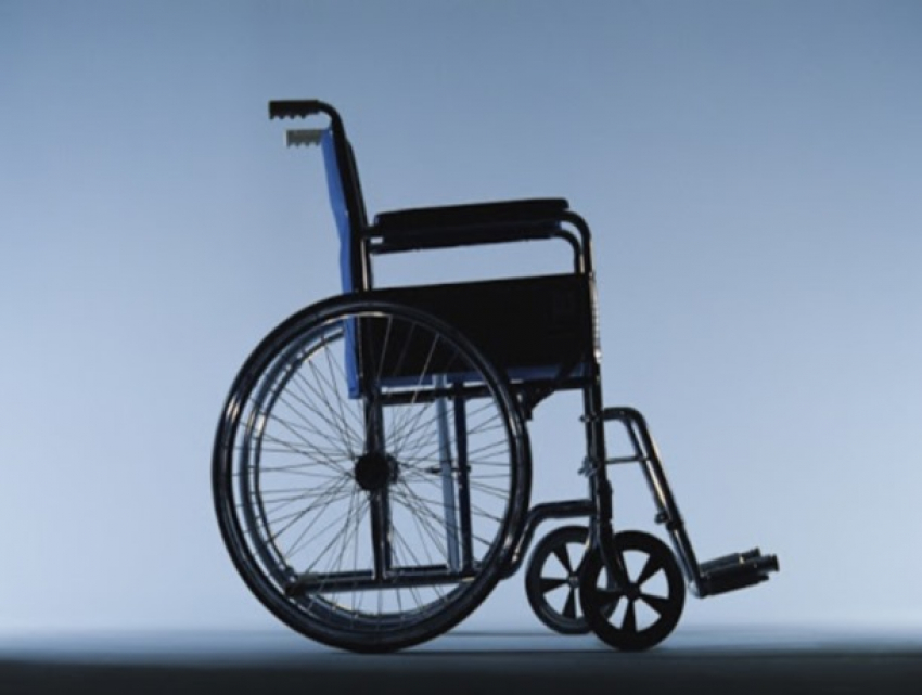 Инвалидные коляски из России поучили воины-афганцы Приднестровья