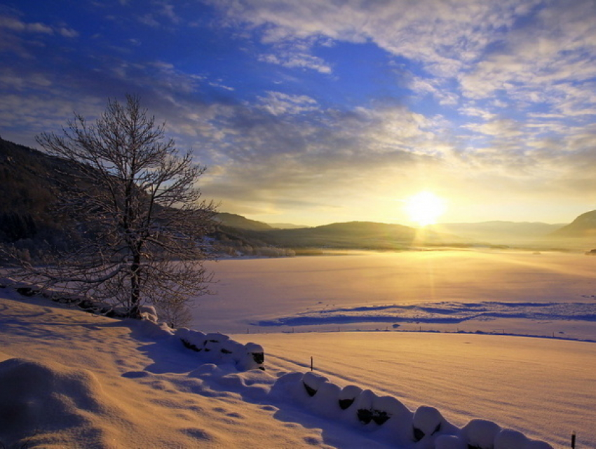 Массовые отключения электроэнергии произойдут в среду в столице и 14 районах Молдовы 