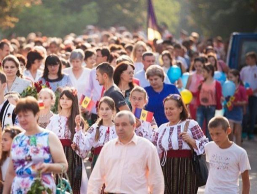 Стало известно точное количество проживающих в Молдове людей