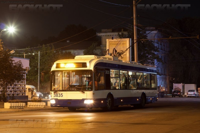 Кишиневцы хотят продлить действие ночного транспорта и увеличить количество маршрутов 