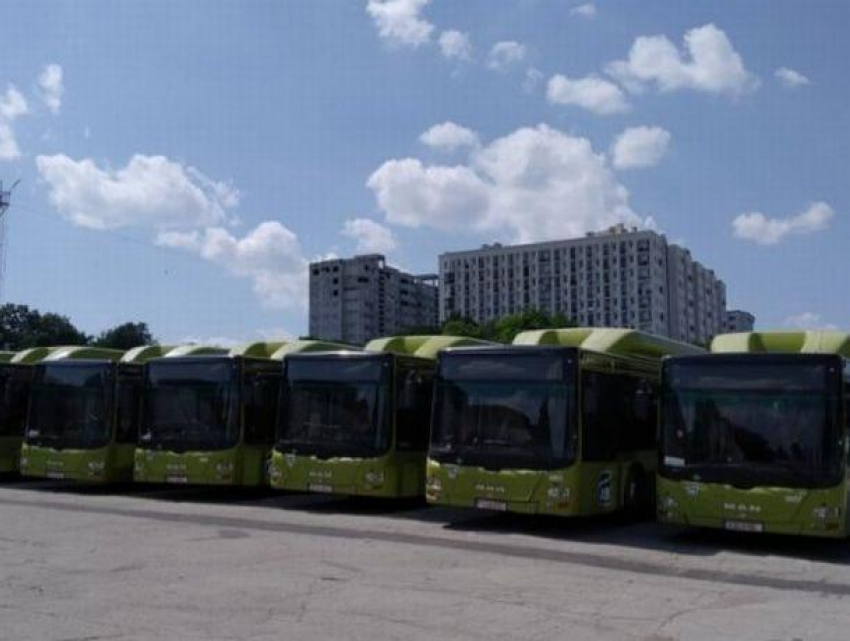 В пригородах Кишинева начали курсировать автобусы с пробегом из Норвегии