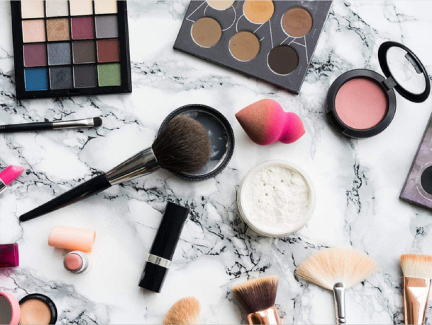 В Молдове запретили продажу российской косметики