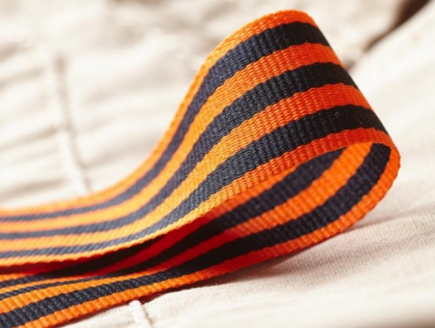 Молдавских водителей наказывают за Георгиевскую ленточку на Украине