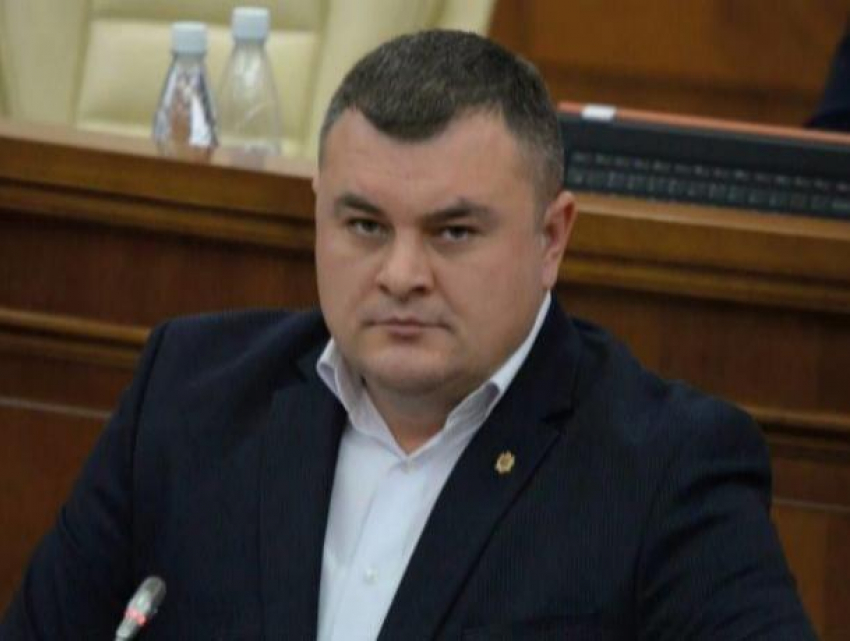 Депутат-социалист Григорий Новак ответил Нэстасе, оскорбившему его односельчан 