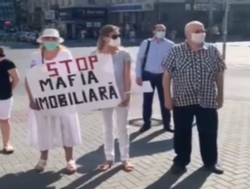 Против незаконных строек протестовали в Кишиневе в понедельник
