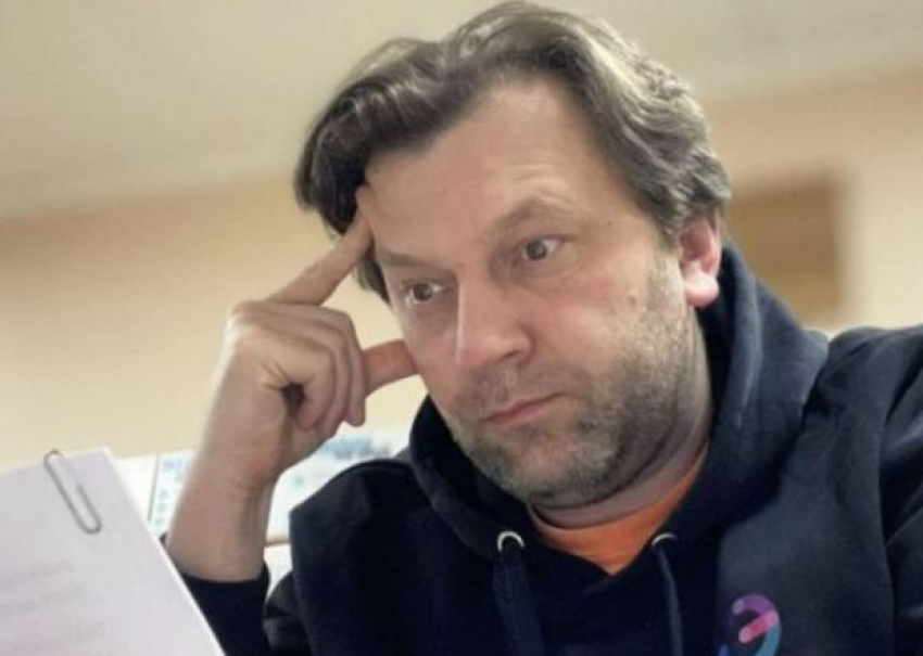 Алайба о кредитах: «Дети всё равно заплатят — либо бедностью, либо за развитие»