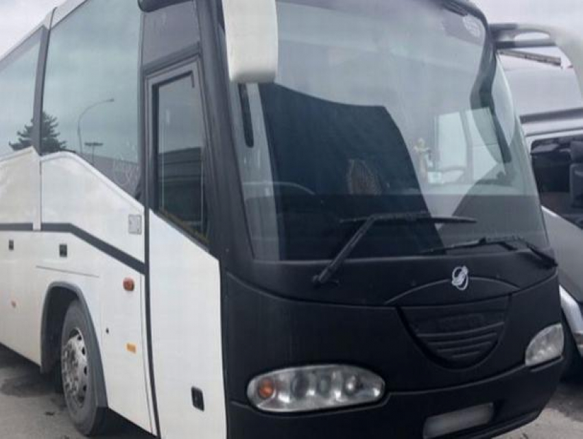 Водитель автобуса Молдова - Италия пытался осуществить контрабанду сигарет