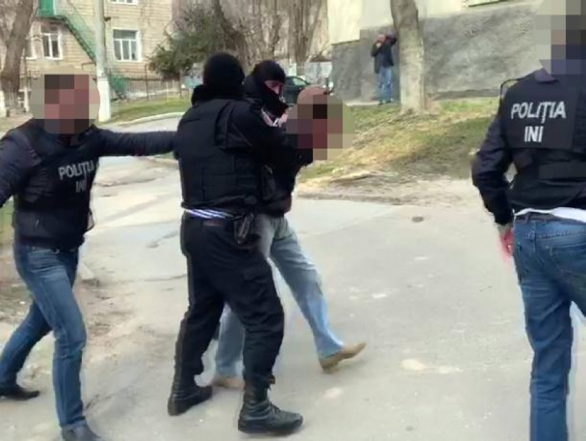 Молдаванина задержали за шантаж гражданки Германии