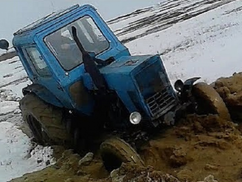 Во Флорештах женщина погибла под колесами трактора