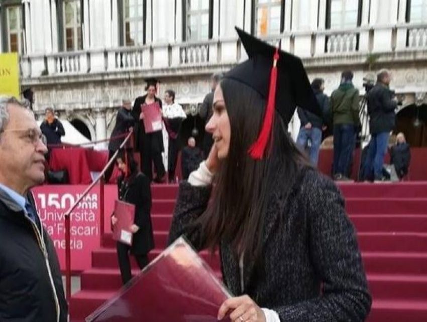 Молдавская девушка признана лучшей студенткой университета Венеции