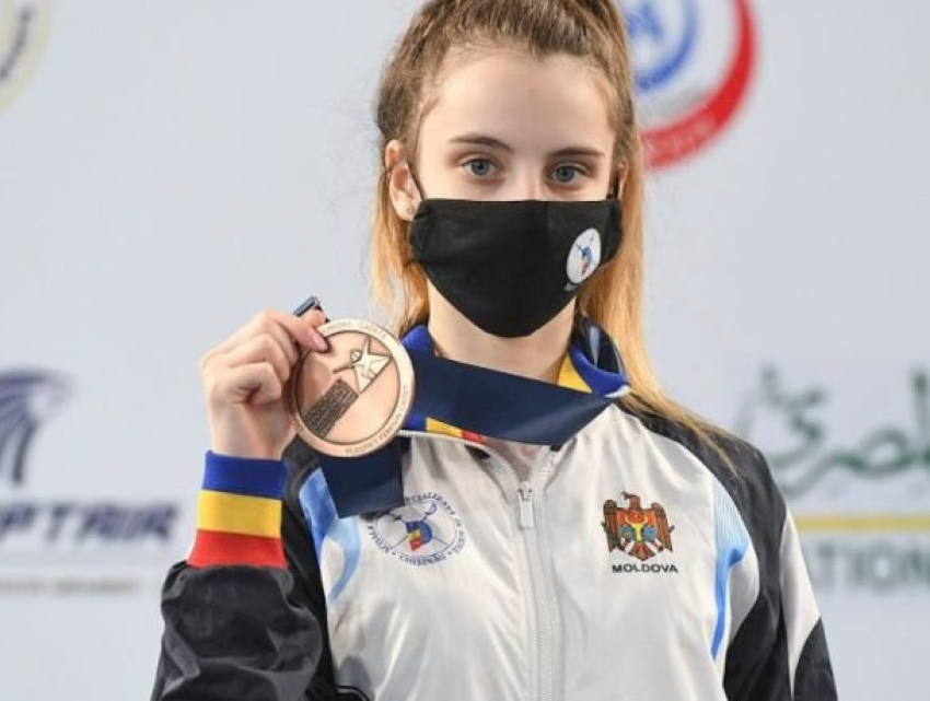 Молдавская фехтовальщица добилась успеха на турнире в Египте