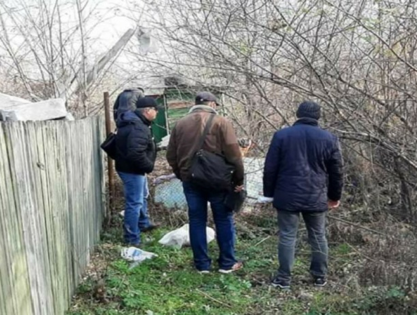 Фекальный Кишинев - реку Бык превращают в помойку все, кому ни лень