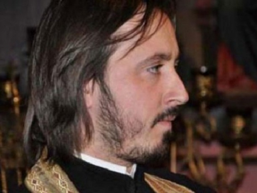 Скандальный священник из Молдовы стал жертвой бывшего банка Русской православной церкви