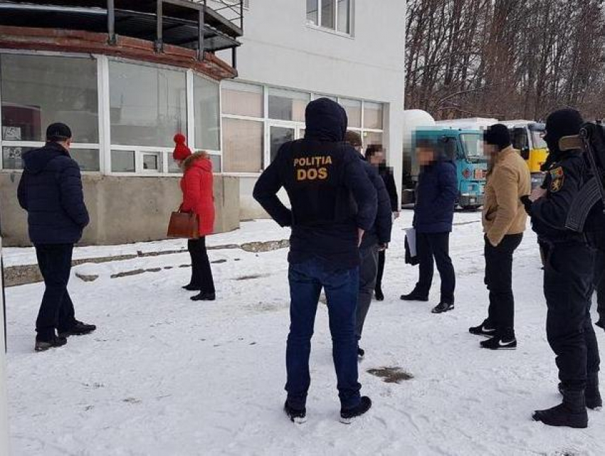 Троим задержанным по громкому делу «Vento» продлили арест