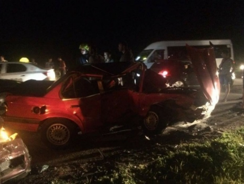 «Всмятку» разбились два автомобиля, направлявшихся на фестиваль «Фосфор»