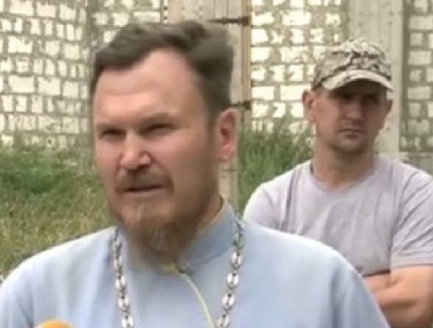 Священник обвинил мэра подконтрольного Усатому города в попытке убийства