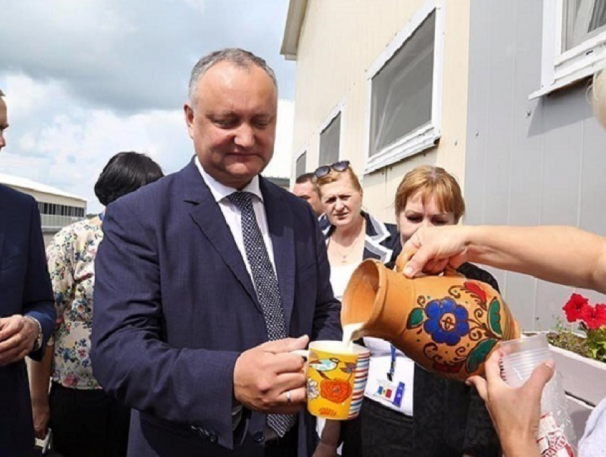Опыт белорусского агрокомбината будет очень полезен для Молдовы, - Додон