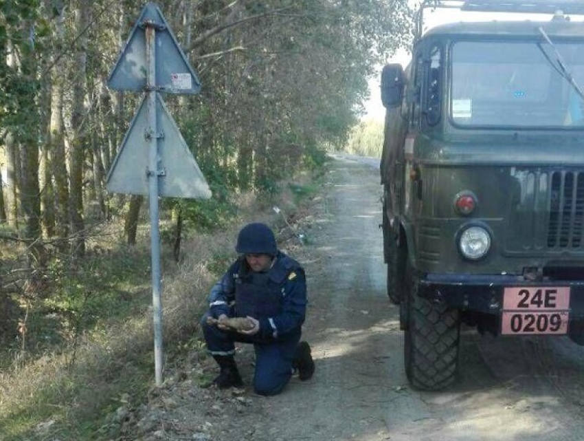 Боевую мину нашли на границе Молдовы и Украины