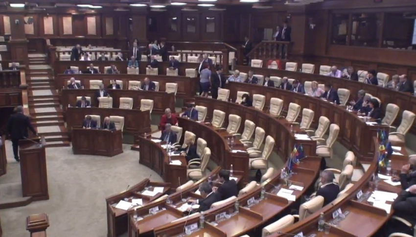 Социалисты добились включения в повестку дня законопроекта по смешанной избирательной системе