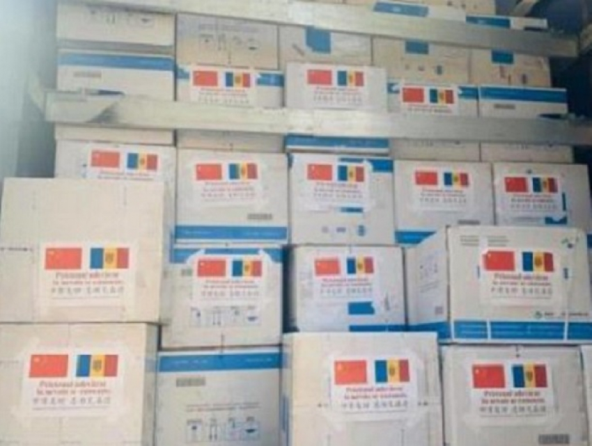 Поступили еще три тонны гуманитарной медицинской помощи из Китая