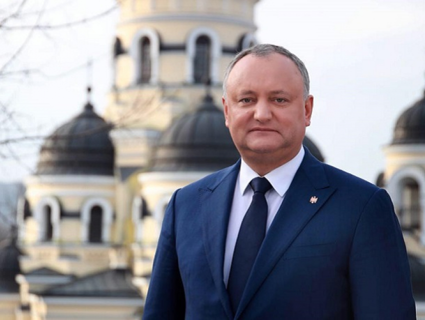 Глава государства поздравил жителей Молдовы с большим православным праздником