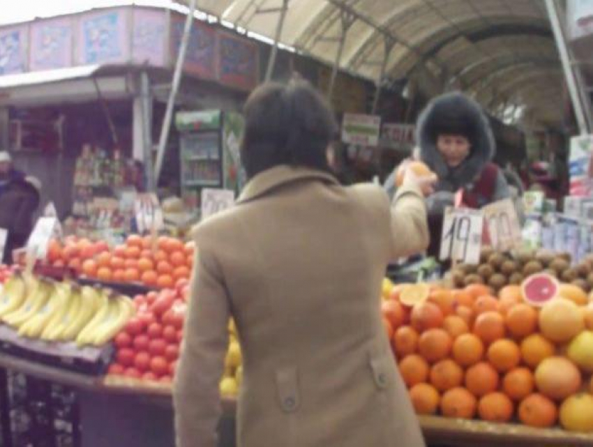 Рынок по-прежнему остаётся самым популярным местом покупки фруктов и овощей в Молдове