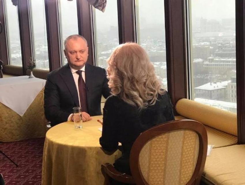 Игорь Додон дал интервью российской журналистке, которую не впустили в Молдову под надуманным предлогом