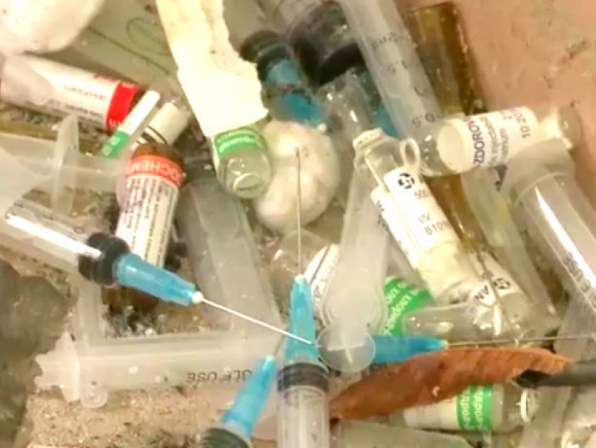 Опасное хранилище использованных медицинских инструментов обнаружили в больнице Новых Анен 