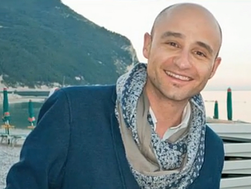 Героем Италии стал молдаванин, вернувший журналисту деньги и документы