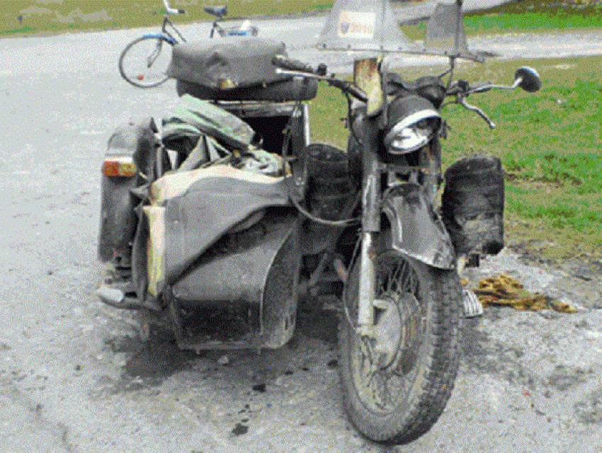 Раритетный советский мотоцикл выдержал удар «итальянца» в Баурчи