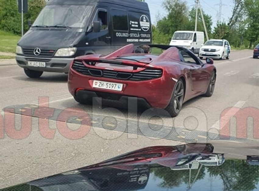 Премьера - в Молдове впервые заметили спорткар марки McLaren