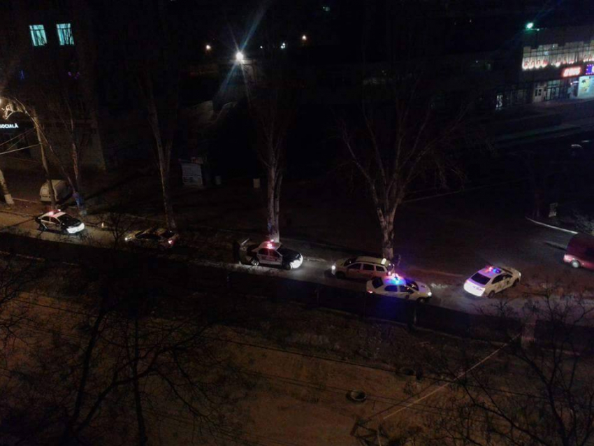 Сразу 5 экипажей полиции усмиряли драку, произошедшую ночью на бульваре К. Негруцци
