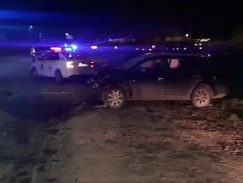 Пьяный водитель чуть не убил четырех полицейских и всю вину свалил на свою пассажирку