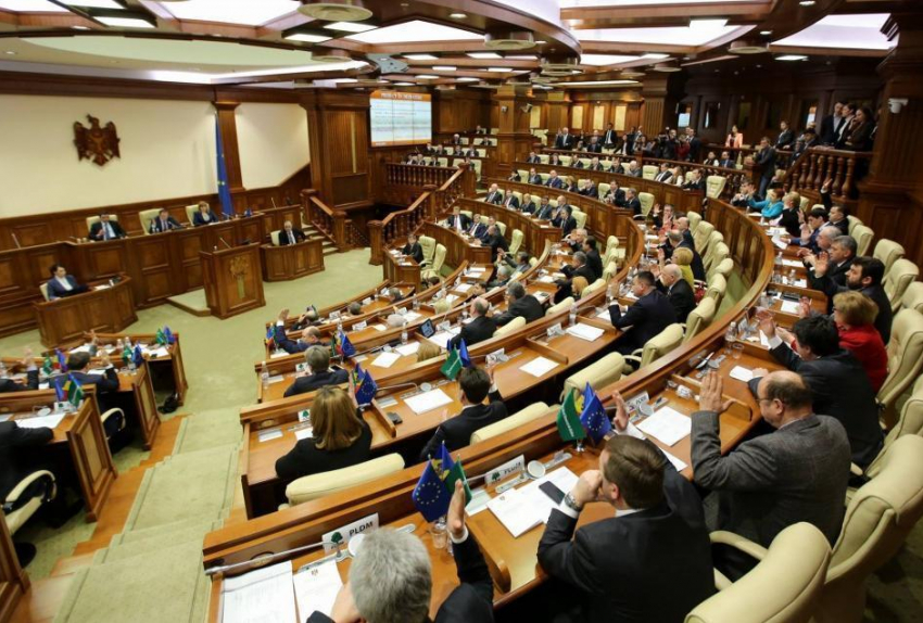 Сегодня стартует весенне-летняя сессия парламента РМ
