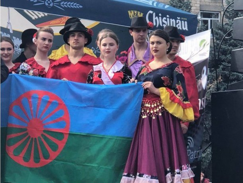 В Молдове прошли народные гулянья по случаю Международного дня ромов