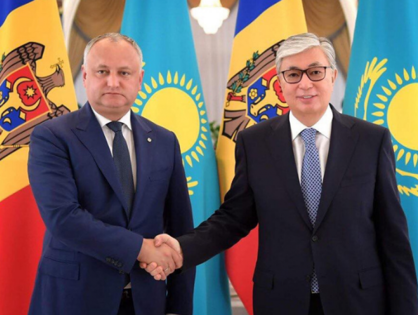 Игорь Додон поздравил президента Казахстана с победой в первом туре выборов