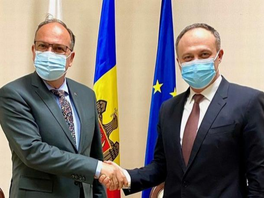 Канду встретился с румынским послом и пообещал ему унирю по PRO-молдавски