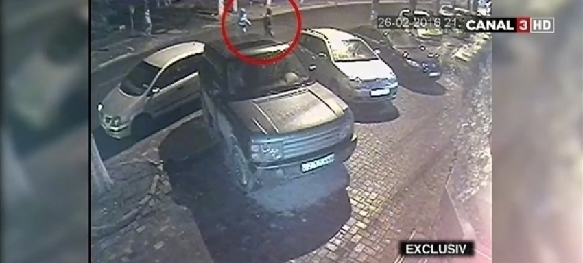 Момент ограбления машины Киртоакэ попал в объектив видеокамеры 