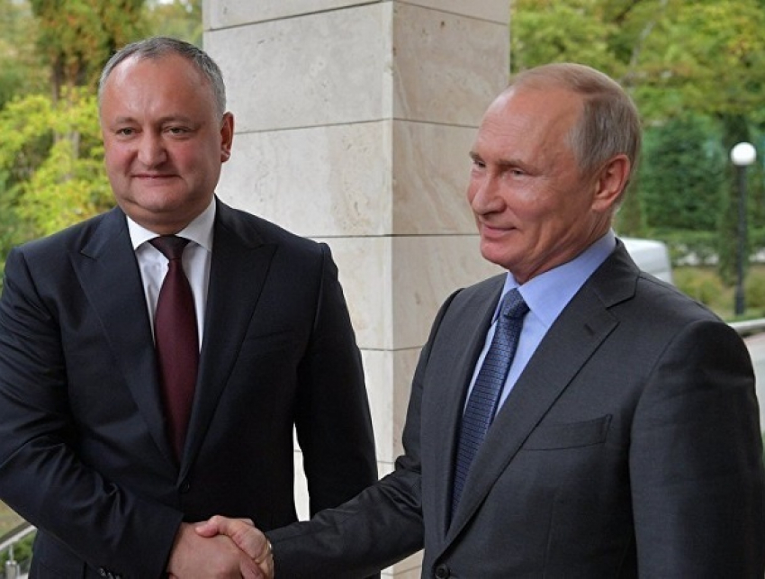 Владимир Путин пригласил Игоря Додона принять участие в саммите ЕврАзЭс